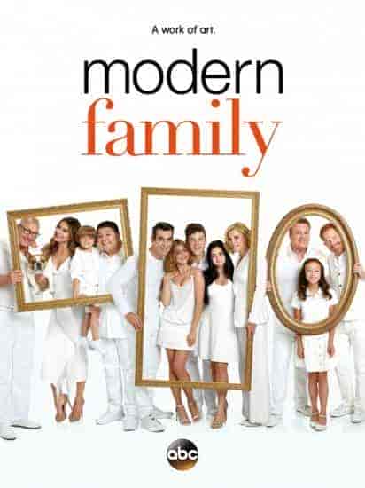 مسلسل Modern Family الموسم الثامن الحلقة 17 السابعة عشر مترجمة